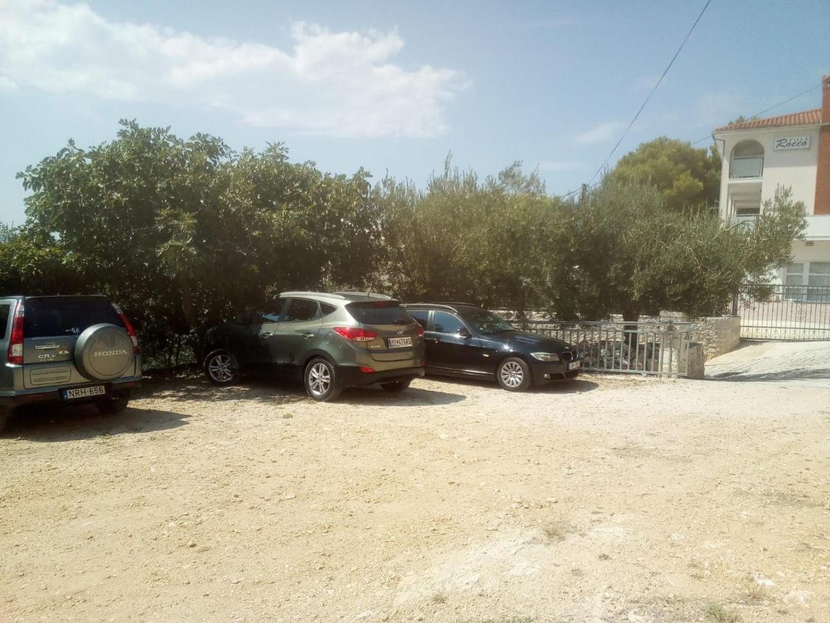 Apartmani Cosic Duće Exteriör bild