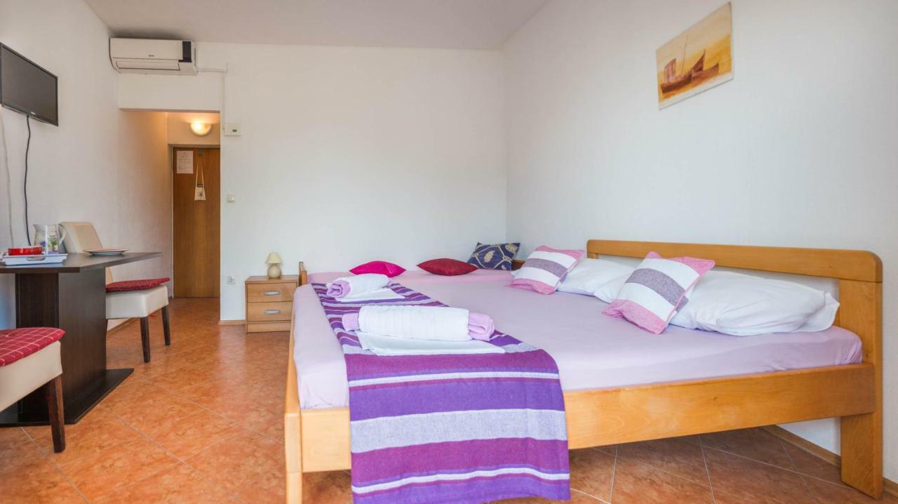Apartmani Cosic Duće Exteriör bild